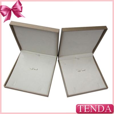 China Best Tall Large Size Leatherette Jewelry Boxes for Necklaces Necks Pendants Chains for sale