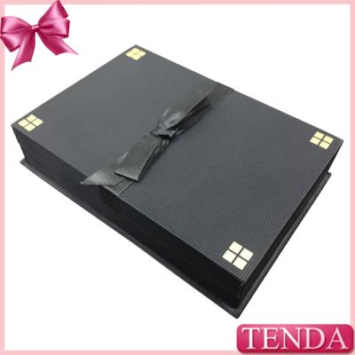 China Unique Black Wooden Leather Leatherette Covered Velvet Lining Pendant Necklace Jewelry Set Boxes with Bowtie for sale