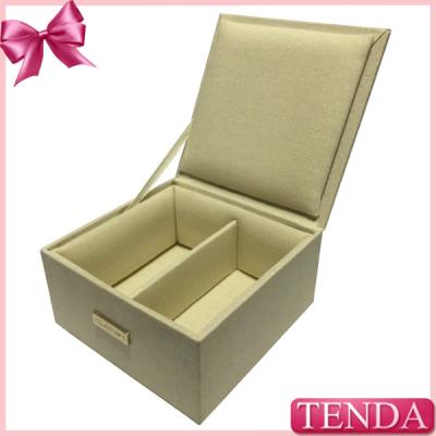 China Plain Natural Colors Linen Fabric Leather Jewellery Jewelry Storage Case for Jewellry Collection for sale