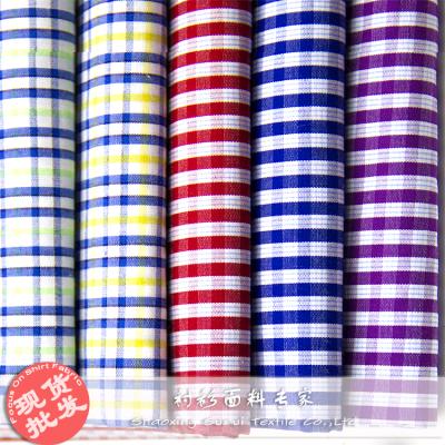 China Hot Sale Breathable 100% Cotton Small Grid Yarn Dyed Fabric For Clothing for sale