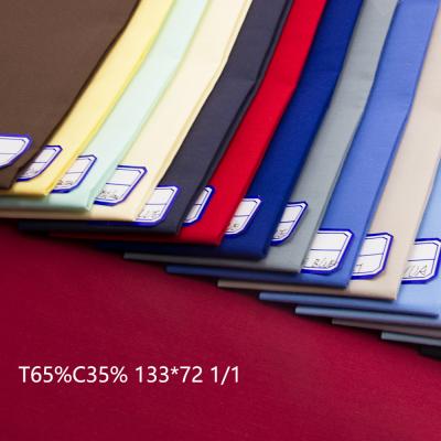 China Shrink-Resistant Cheap Price Polyester 65 Cotton 35 Poplin Fabric For Shirt for sale