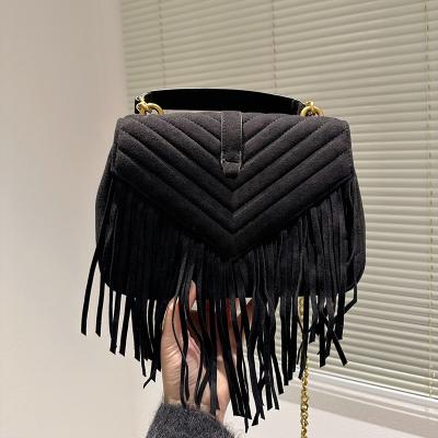 China Hot Selling Water Proof Designer Genuine Leather Ladies Cross - Body Bags Tassel Luxury Handbags For Women 2023 Ladies Handbags for sale