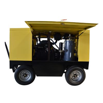 China Customer Order Rotary Portable 13Bar Lubricated Screw 4 Wheeled Portable Air Compressor Diesel for sale