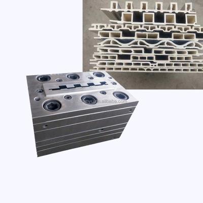 China 3Cr13 mold for PVC pipe fittings plastic extrusion molding for sale