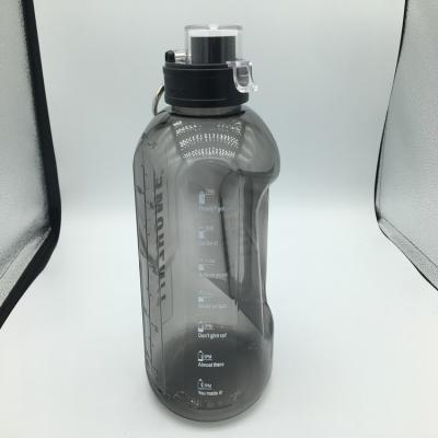 China Portable Reusable Insulated Plastic Flat Water Bottles Stored Around Clear 1000ml for sale