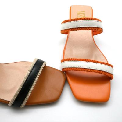 China Newest Fashion Trend Custom Hemp And PU Women Sandals Square Heel Summer Daily Low Heel Slippers For Ladies for sale