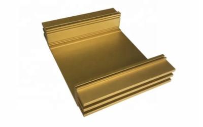 China El amarillo anodizó el trabajo de extrudado de los perfiles de aluminio, perfil de aluminio sacado de encargo en venta