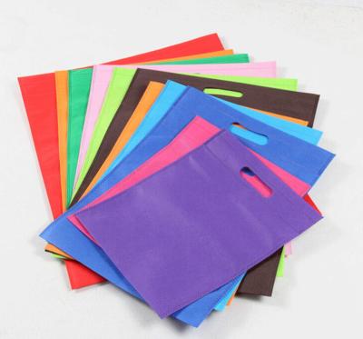 China Non Woven Fabric Waterproof Bag Rolls for sale