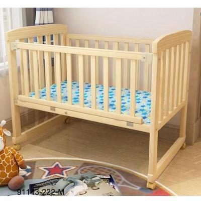 China Cheap Newborn Baby Crib Hot Sale Solid Wood Baby Cot Crib for sale