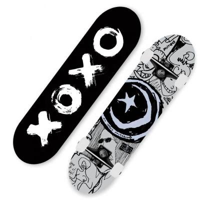 China Pro Quality Outdoor Activities 7 Ply Maple Russian Custom Wooden Complete Skateboard for sale