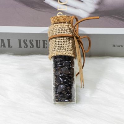 China Customizable Natural China Tumblestone Quartz Crystal Gravel For Wishing Bottle for sale