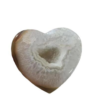 China China Wholesale Hand Made Crystal Stones Carvings Big Size Agate Heart For Healing for sale