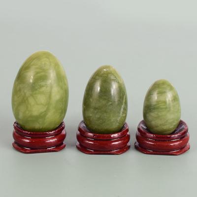 China Undrilled Healing Jade Yoni Eggs For Women Reiki Stone China Big Small Kegel Test Program Natural Stone Eggs for sale