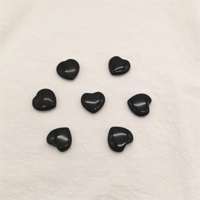 China Healing Crystal For Women Stone Handmade Natural Black Obsidian Stone Hearts Polished Energy Heart From Europe Craved Cheap Crafts for sale