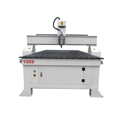 China Hotels China Jinan 1325 CNC Wood Cutting Machine for sale