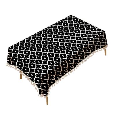 China Best Selling Modern Fabric Black And Beige Gold White Striped Checkered Birthday Baby Shower Tablecloth for sale