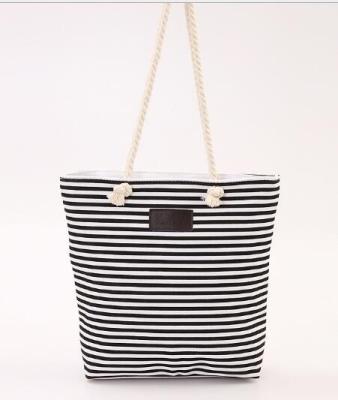 China Portable Hot Sale Classic Lady Canvas Beach Bag With Cotton Rope for sale