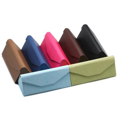 China 2022 Wholesale Hot Factory Business Factory Fashion Saffrucosa Box Folding Fashoin Triangle Eyewear Cases for sale