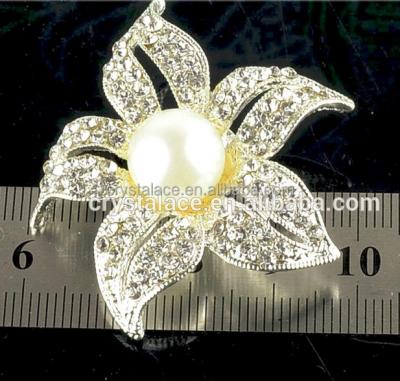 China ALLOY OEM pearls and crystals vintage brooch pin for sale