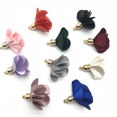 China FASHIONABLE Colorful 2.5cm Cotton Flower Tassels Material Charms for Jewelry Making Jewelry Accessories for sale