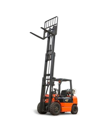 China Orange Gasoline Forklift Truck With 30 Meters Lifting Height for sale