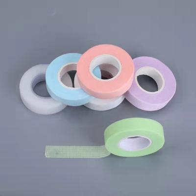 China Hot Selling Natural Cheap Wholesale Medical Breathable Nonwoven Transparent Eyelash Extension Tape Colored for sale