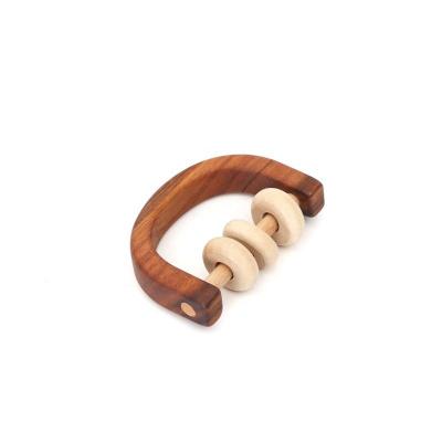 China Soft Hot Sale Baby Wooden Educational Toy Custom Shaker Ratchets Soothe Teething Toy For Babies for sale