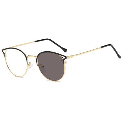 China For Reading Glasses Fashion Women Photochromic Cat Eye Anti Blue Light Glasses Blue Light Blocking Frame Metal Computer Glasses for sale