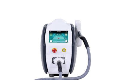 China Portable Q-schaltete Laser-Maschine 1064nm 532nm 1320nm Nd-Yag für Schönheits-Salon zu verkaufen