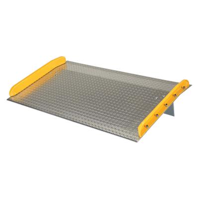 China China Material Handling Manufacturer Heavy Duty Dock Board With Steel Restriction for sale