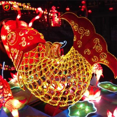 China Attractive Chinese Traditional Silk Life Size Vivid Fish Lantern Large For New Year Lantern for sale