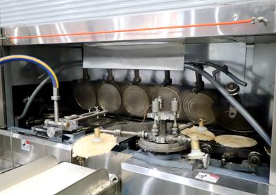 Cina Cono gelato che fa completamente automaticamente macchina, creatore del cono del wafer in vendita