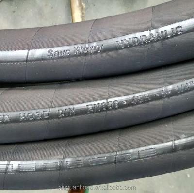 China Petroleum Base Hydraulic Fluids Four Steel Wire Spiral Oil Hoses Rubber High Pressure Hose for sale