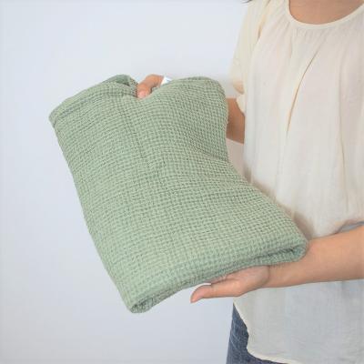 China Viable Ready To Ship Custom Weave Sage Linen Waflle Bath Towels Support Logo Labels for sale