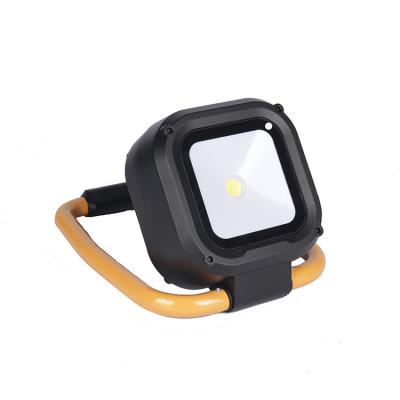 China Warehouse Flood Lights Portable Waterproof Outdoor Working Rechargeable Led Lamp Work Light For Emergency for sale