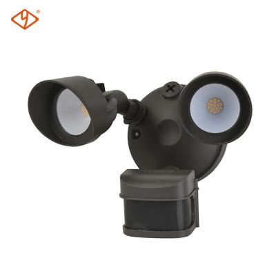 China Luxury High Quality Outdoor Waterproof 12V Led Security Led Flood Lights for sale