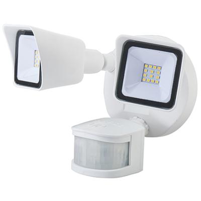 China Garden 2 To 15M LED Detect Distance Wall Mounted Outdoor Lighting With Motion Sensor for sale