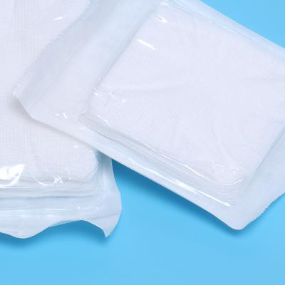 China Comfy Medical Surgical Disposable 100% Cotton Gauze Swab Sterile for sale