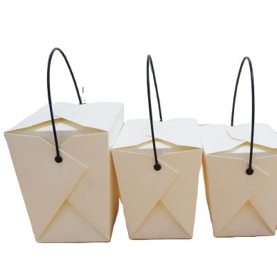 China Disposable Disposable Take Out Portable Salad Paper Cartons Folding Fast Food Wrapping Paper Lunch Box With Handle for sale