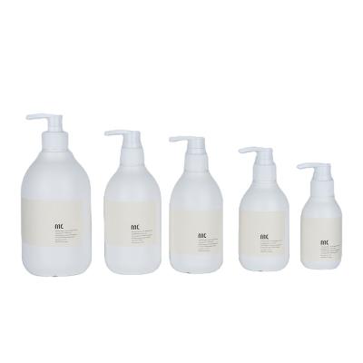 China Siebdruck 100ML 200ML 250ML 300ML 500ML Runde Plastik PE Shampoo Flasche Handwaschflasche zu verkaufen