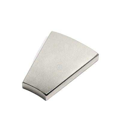 China Industrial Magnet Customized N52 Super Strong Sintered Neodymium Magnet for sale