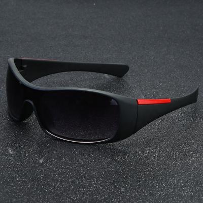 China Driving Glasses 2021 Classic Male Sunglasses Men Vintage Style Oval Sun Glasses UV400 Unisex Driving Travel Eyewear for sale