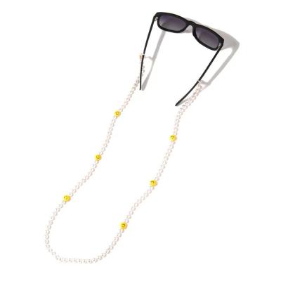 China Fashion Trend Acrylic Pearl Glasses Hanging Chain Cute Yellow Acrylic Pearl Thens Jewelry Smiley Ladies Exquisite Fashion Trend for sale