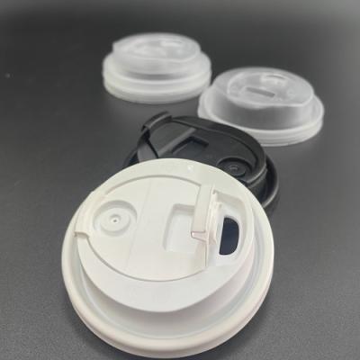 中国 コーヒー カップのふたの使用熱く冷たい飲み物のコップのための使い捨て可能なコーヒー カップ プラスチックPP/PSカバーふたを取り除きなさい 販売のため