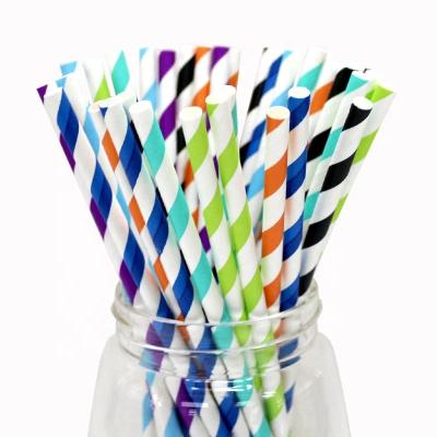 中国 Customized Logo Plastic And Paper Straws The Perfect Combination of Durability and Eco-Friendly Design 販売のため