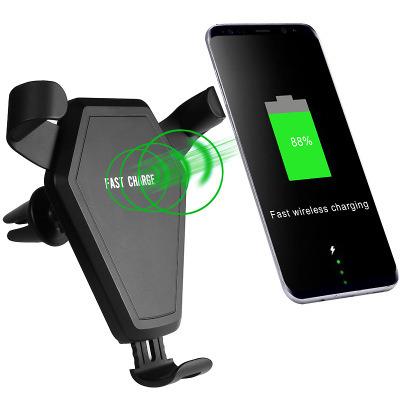 China Fast Wireless Charging and Phone Dock Charger Portable Wireless Car For iPhone X for sale