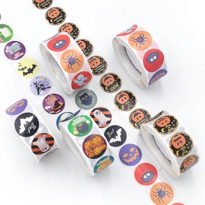 China 500pcs Custom Waterproof Halloween Round Stickers Roll Up Label Sticker For Halloween Party for sale