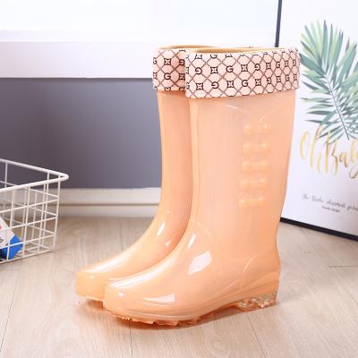 China Fashion Trend Kids Raining Cover Plastic Ladies Fashion Waterproof Rubber Inner Sole Rain Boot for sale