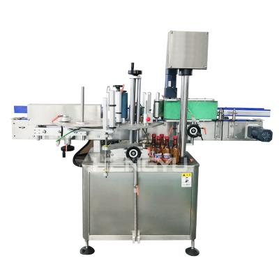 China Beverage Automatic Single Side Sticker Labeling Machine For Round Bottles for sale