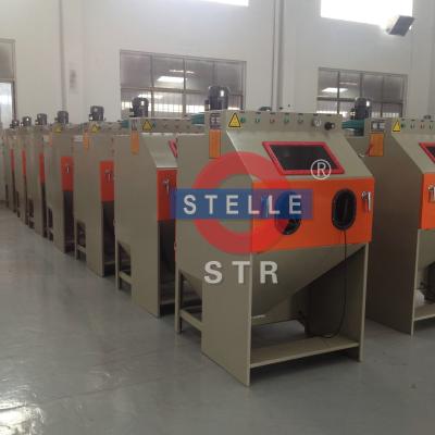 China Factory 2020 Free Shipping Industrial Abrasive Customized Cable Blaster Green Metal Portable Blasting Sand Blaster Customized Device for sale